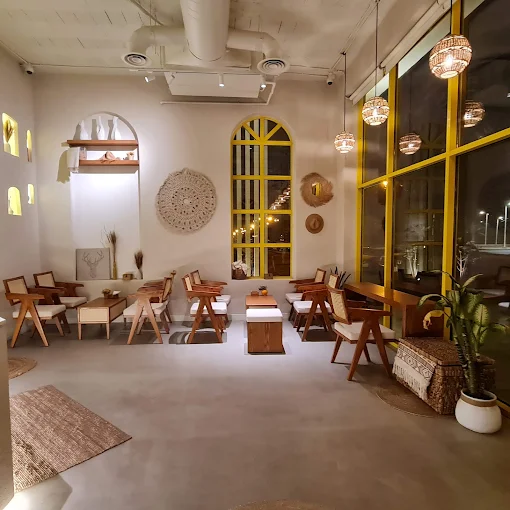 LOVENA Coffee Shop