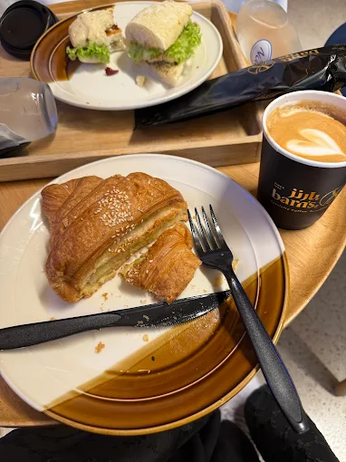 Barn’s X l Coffee Shop in Jeddah City