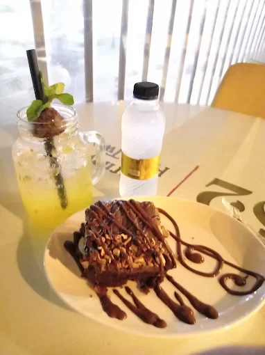 J52 Cafe
