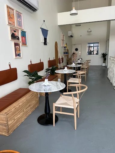 BREWS coffee and brunch