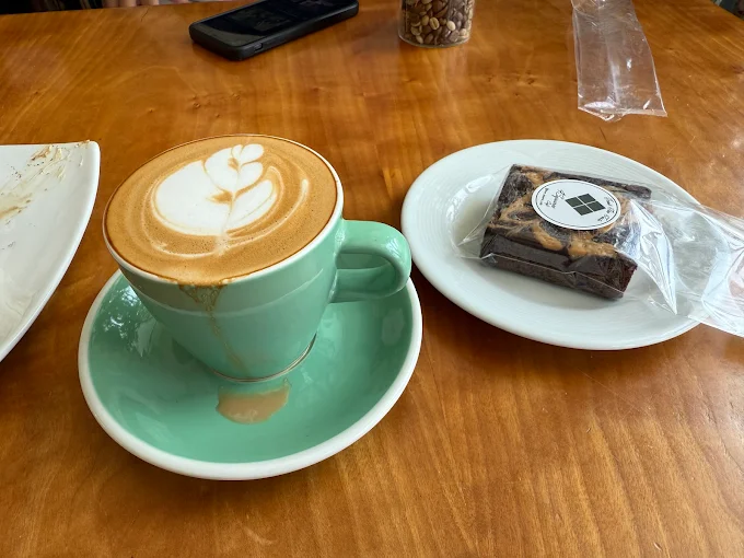 Four Squares Café