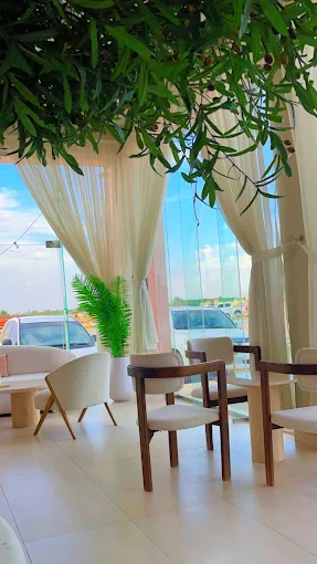 VALLEY CAFE