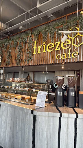 Frieze Cafe