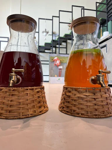 Jade Art and Coffee House