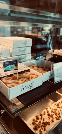 Frieze Cafe