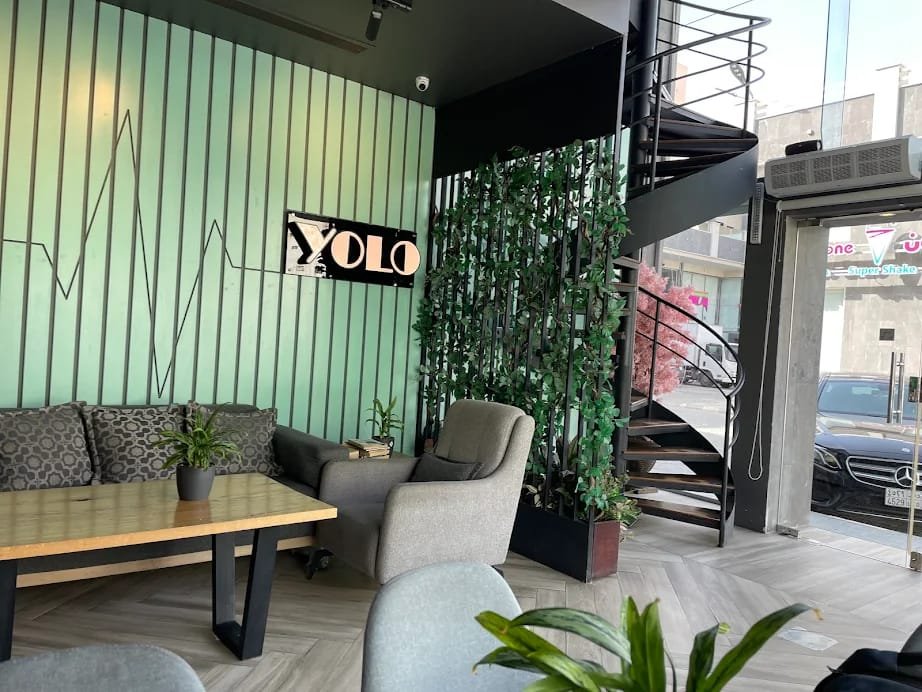 Yolo Cafe