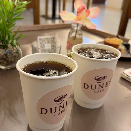 DUNES CAF?
