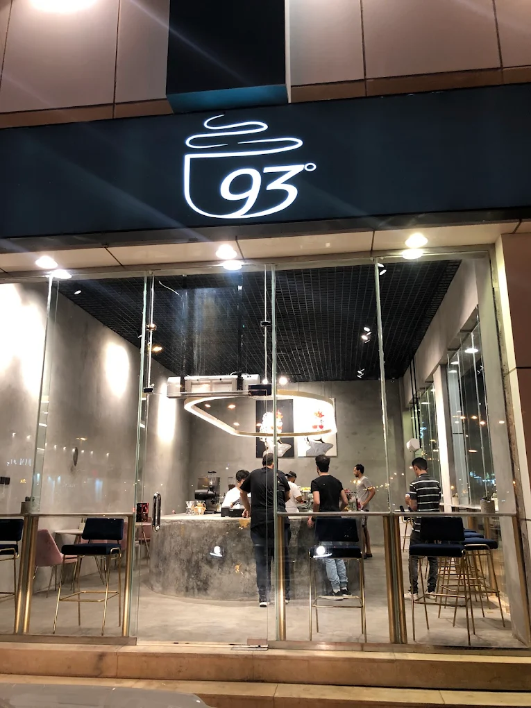 93 Degree Cafe