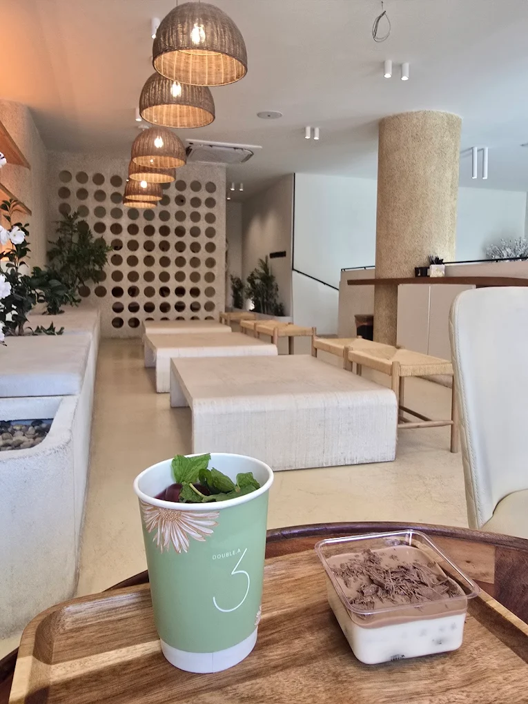 3 Double A Cafe – Saihat