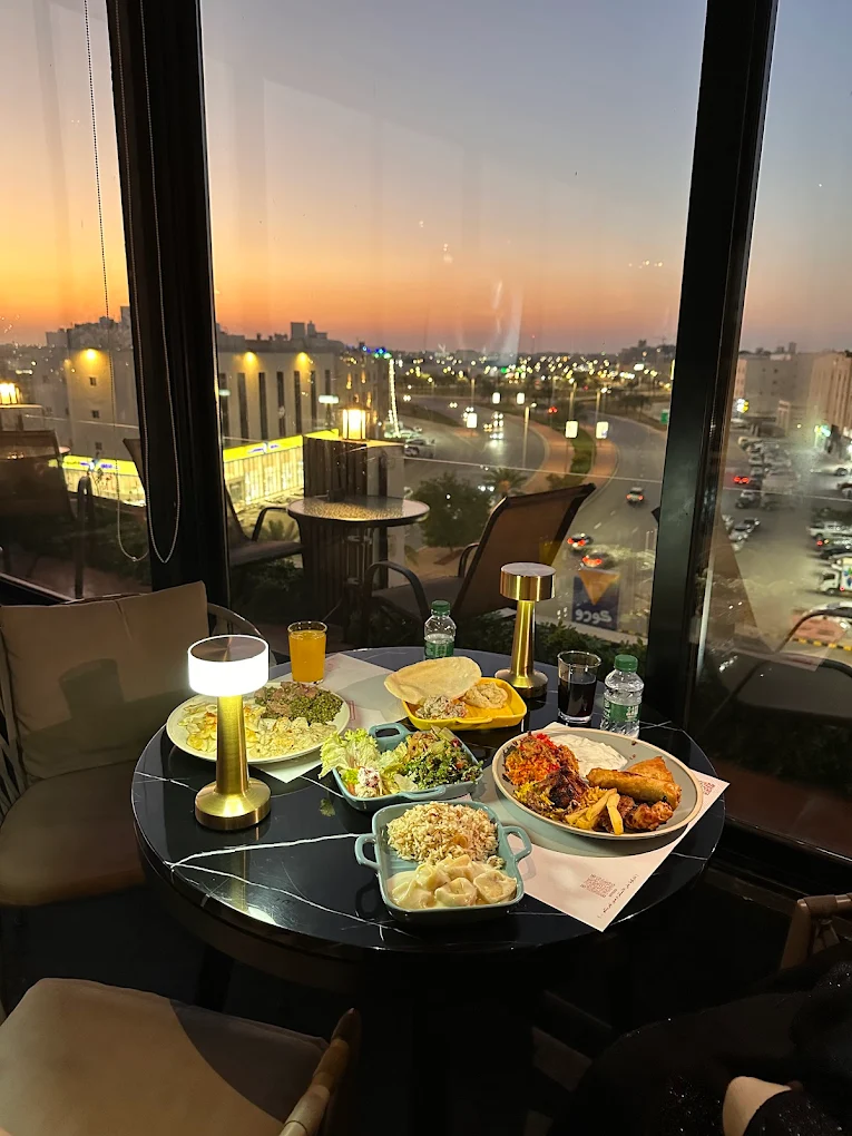 SPREE Rooftop Lounge