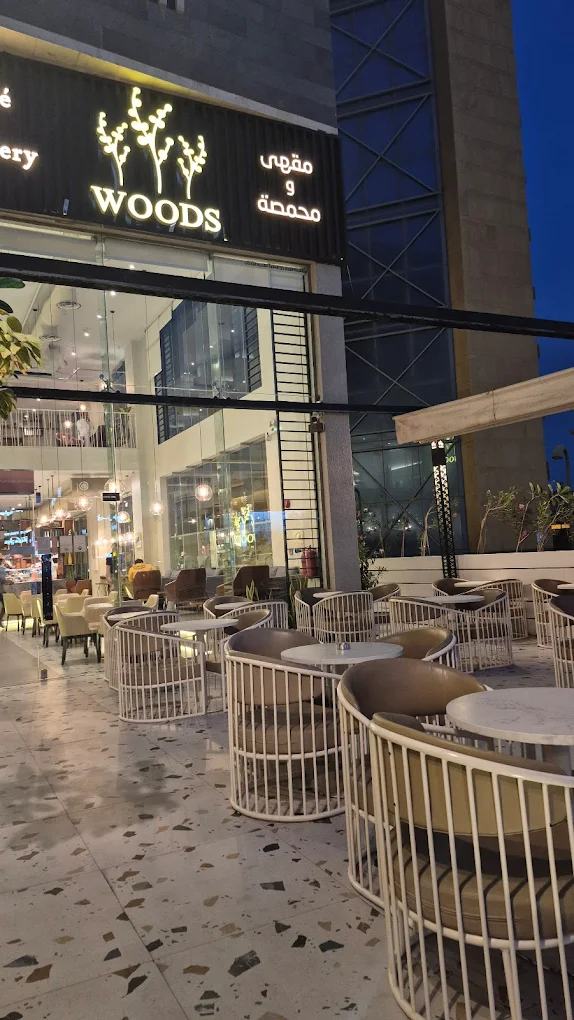 WOODS Cafe and Roastery