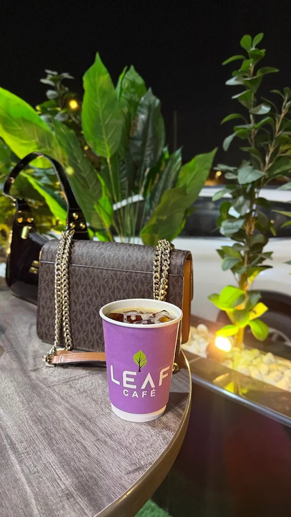 Leaf Cafe