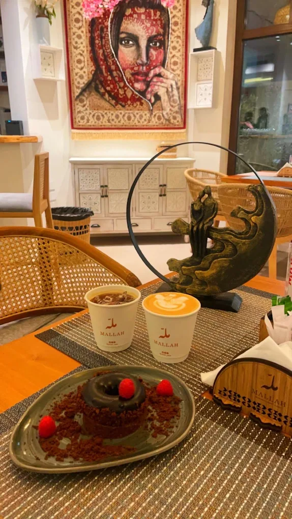 Mallah Restaurant & Cafe