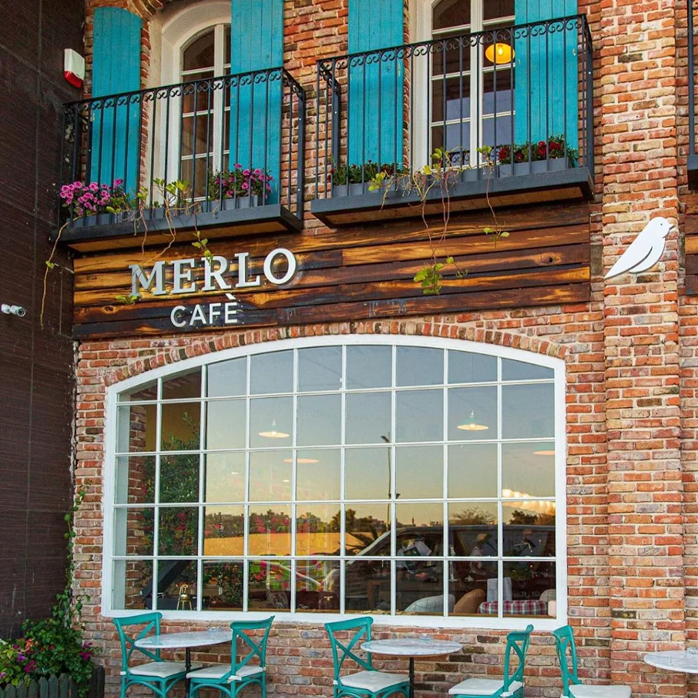 MERLO CAFE
