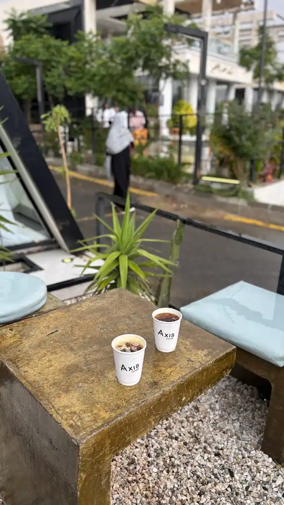 Axis coffee