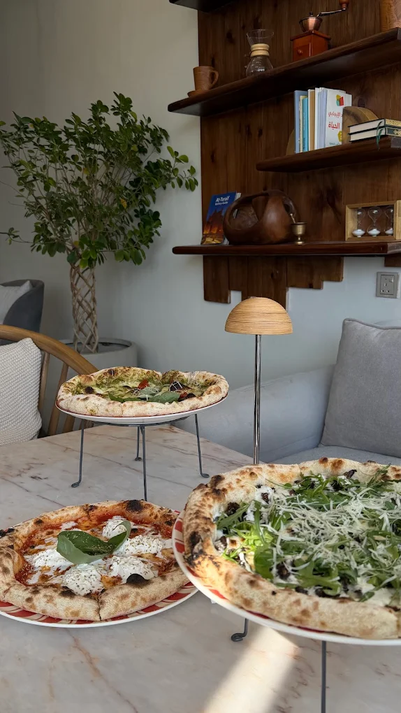 LAYAL & Bakery Roaster navigation