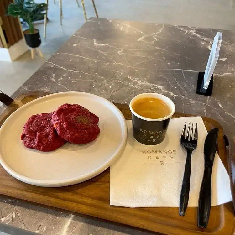 Romance Cafe