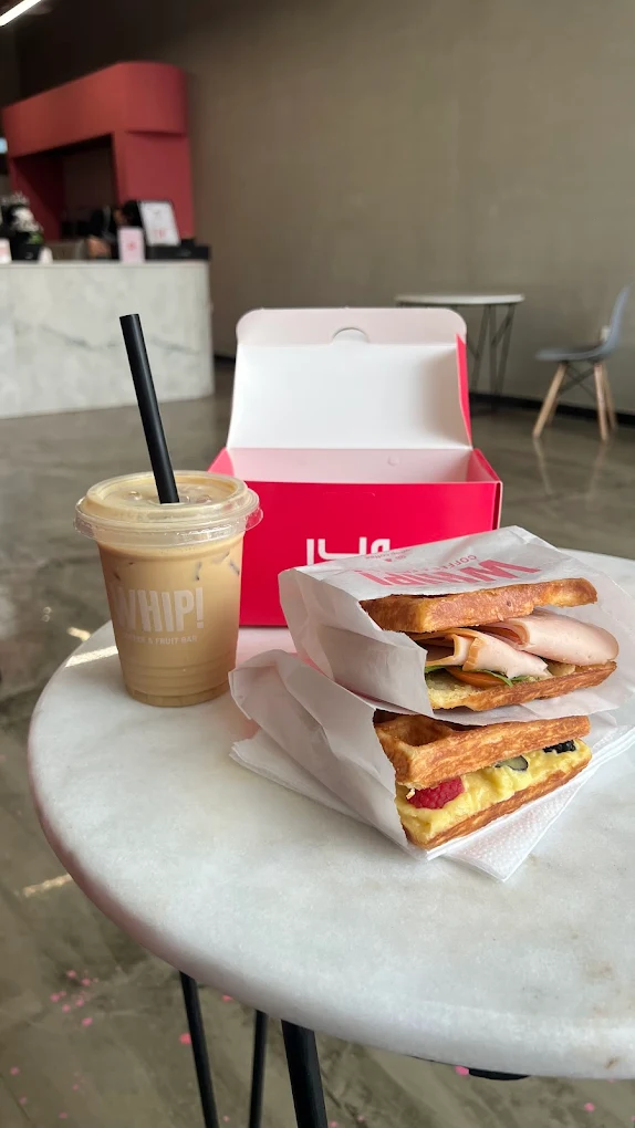 Whip coffee & Fruit Bar