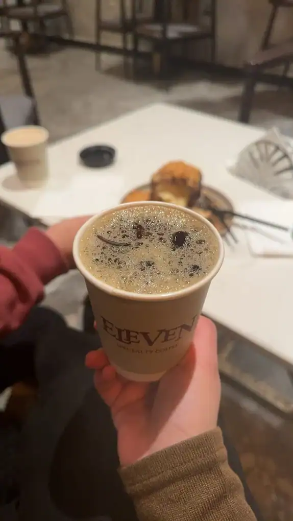 ELEVEN CAFE