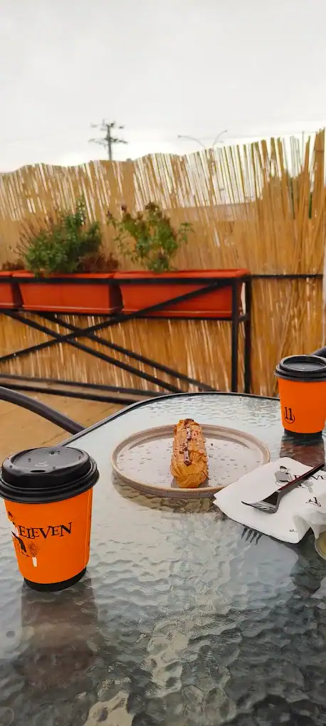 ELEVEN CAFE