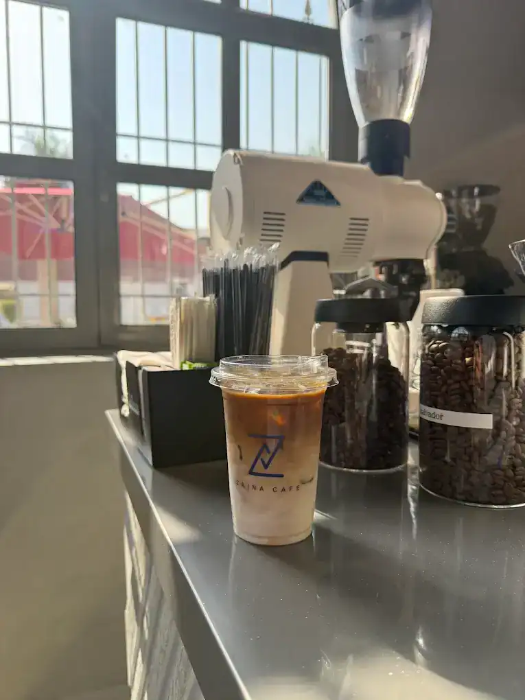 Zaina Cafe